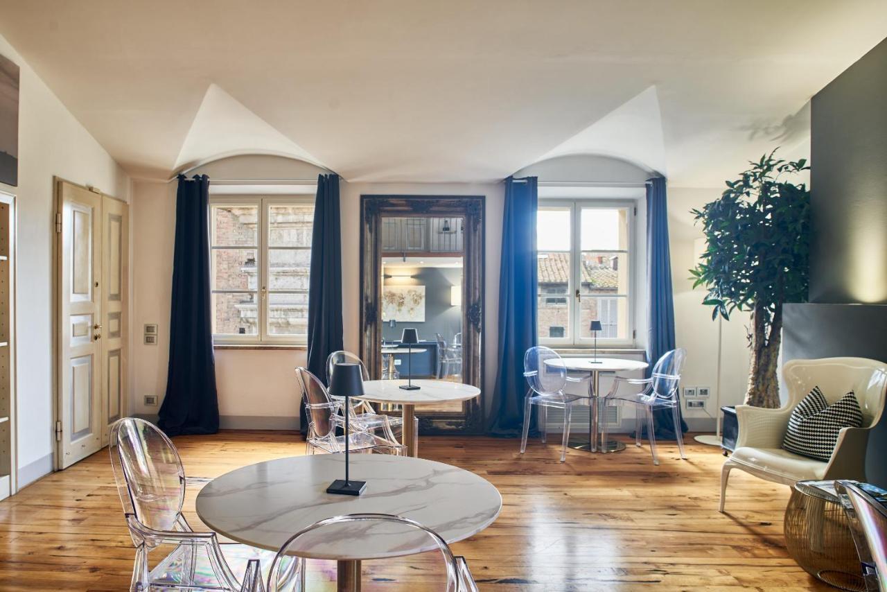 B&B Le Logge Luxury Rooms Siena Eksteriør billede