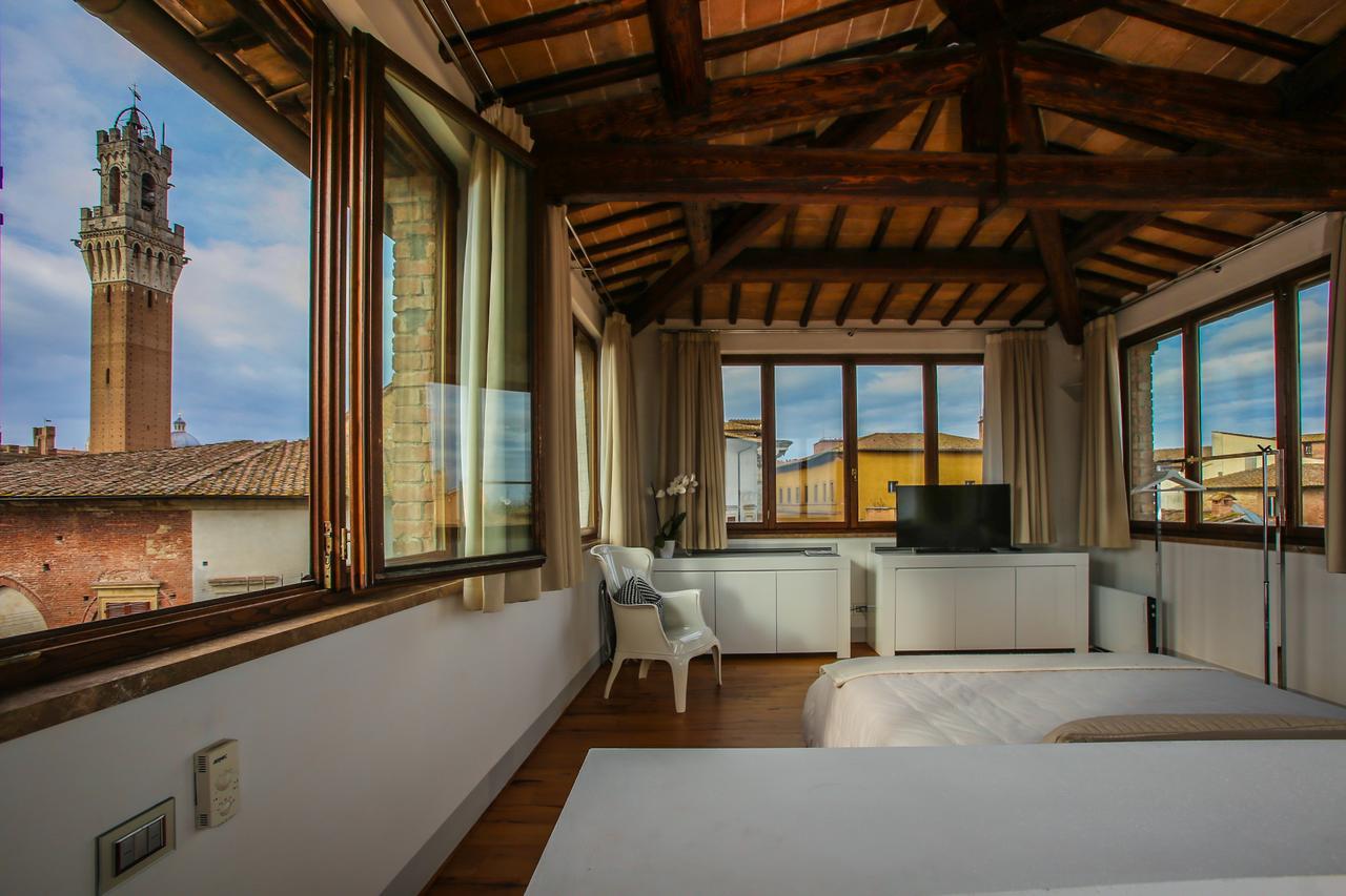 B&B Le Logge Luxury Rooms Siena Eksteriør billede